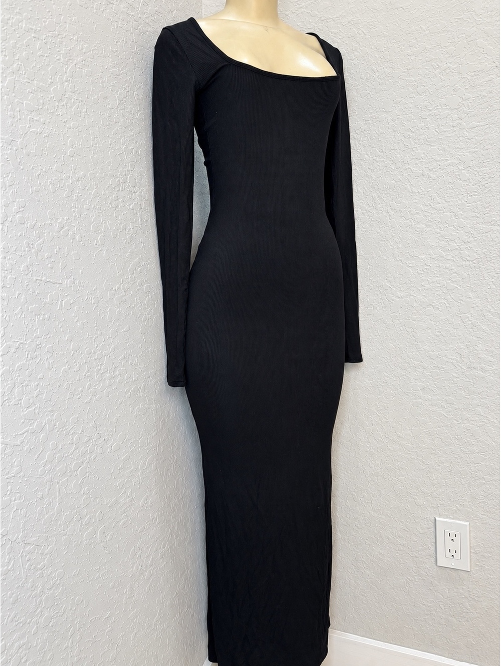 SKIMS Soft Lounge Long Sleeve Maxi Dress Onyx Black Size M NWT - Picture 7 of 9